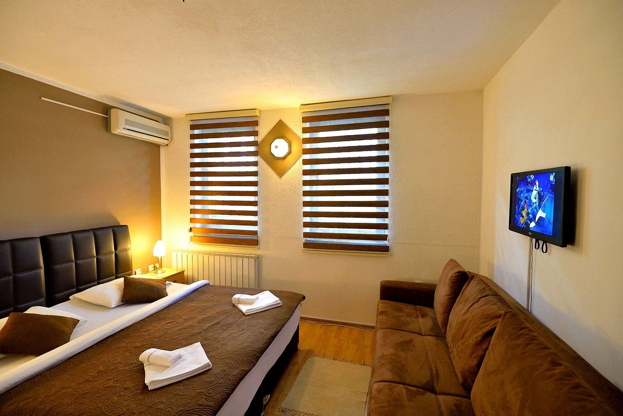 Hotel Istanbul Golden Horn Sarajevo Exterior photo